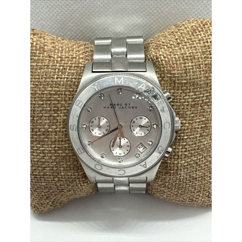 Marc Jacobs Blade MBM3100 Womens Stainless Steel Analog Dial Quartz Watch JNA688